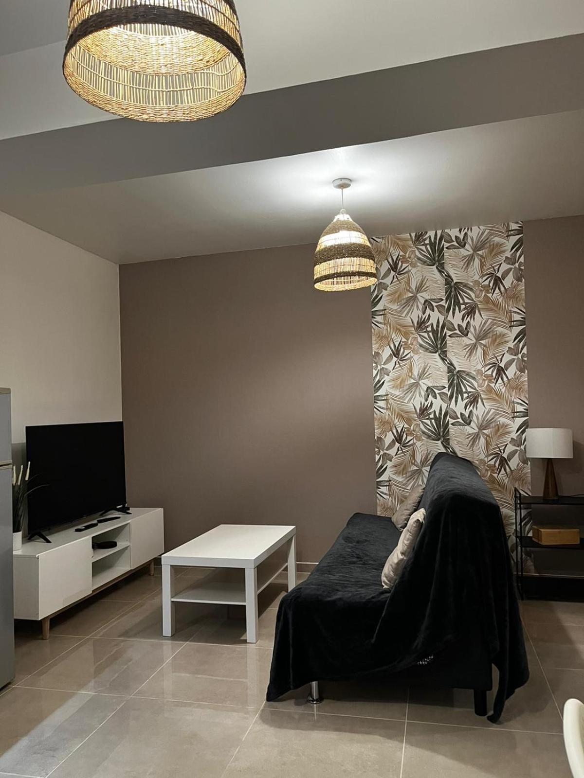 Appartement Des Carmes Nimes Exterior foto
